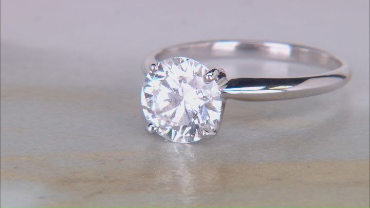 14k White Gold 2.00ct Round White IGI Certified Lab-Grown Diamond Solitaire Ring F/VS1 Video Thumbnail