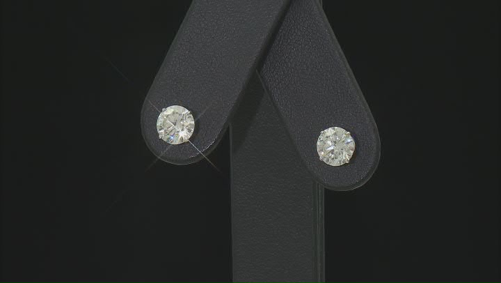 14k White Gold 3.00ctw Round White IGI Certified Lab-Grown Diamond Solitaire Earrings F/VS1 Video Thumbnail