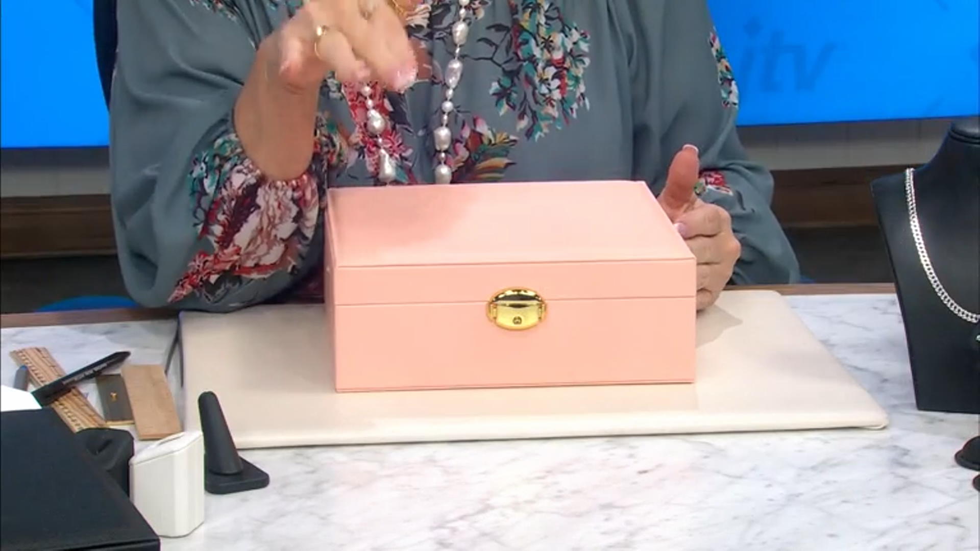 Pink Faux Leather Lockable Jewelry Box with Removable Stacking Interior Layer Video Thumbnail