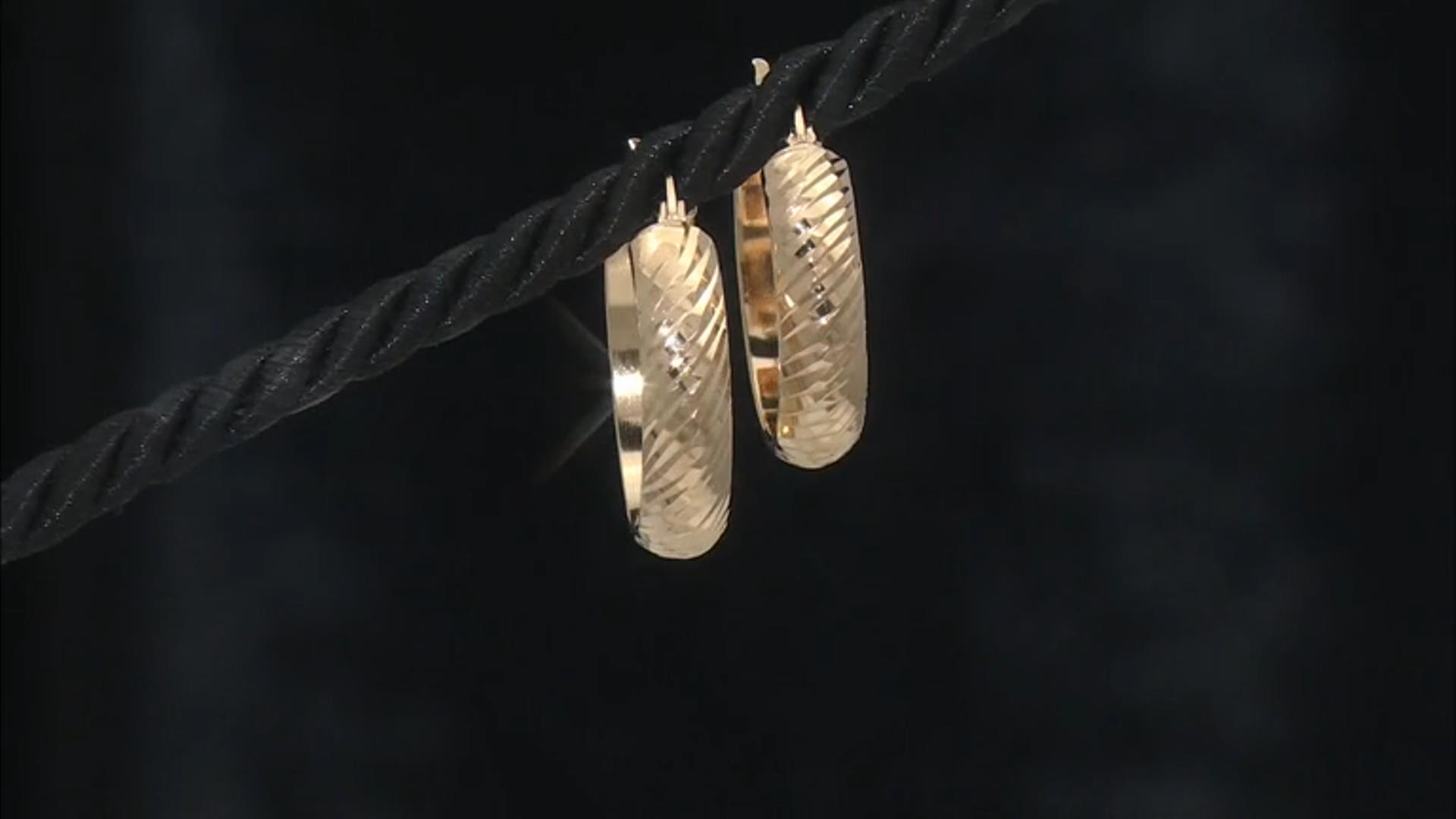 18k Yellow Gold Over Sterling Silver 1" Diamond-Cut Hoop Earrings Video Thumbnail