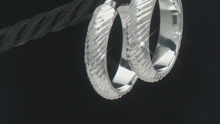 Sterling Silver 1" Diamond-Cut Hoop Earrings Video Thumbnail