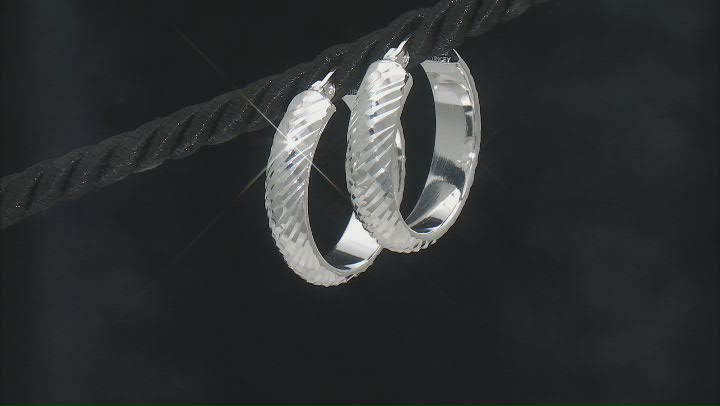 Sterling Silver 1" Diamond-Cut Hoop Earrings Video Thumbnail