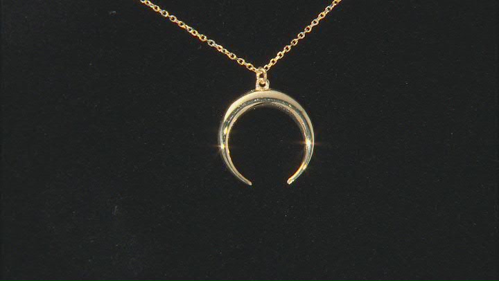 14K Yellow Gold Diamond-Cut Crescent Horn Necklace Video Thumbnail