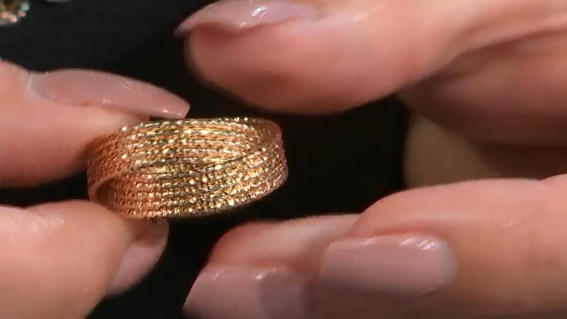 10K Yellow Gold Diamond-Cut Crossover Ring