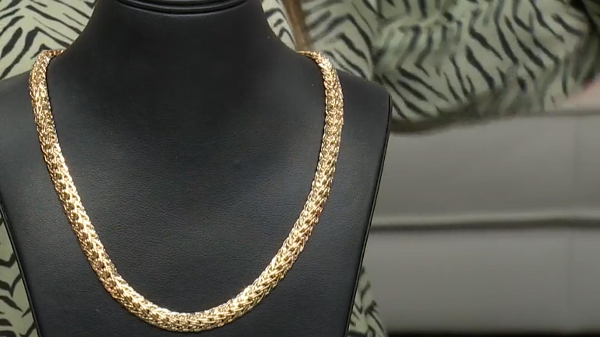 10K Yellow Gold High Polished Woven Chain