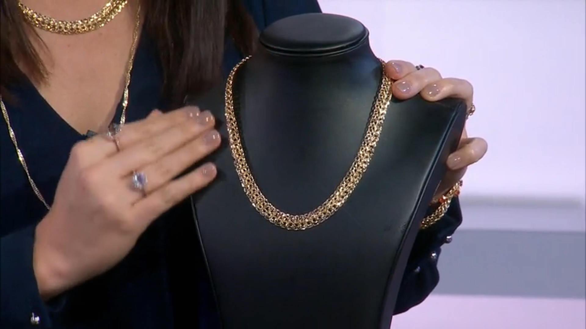 10K Yellow Gold Woven 18 Inch Necklace Video Thumbnail