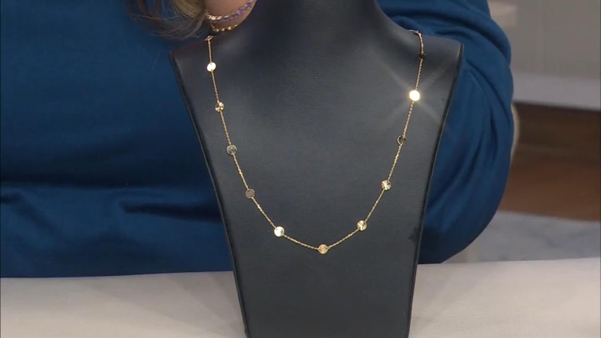10k Yellow Gold Diamond-Cut Disc Station Rolo Link 18 Inch Necklace Video Thumbnail