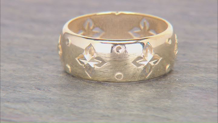 14k Yellow Gold 7.7mm Clover Band Ring Video Thumbnail