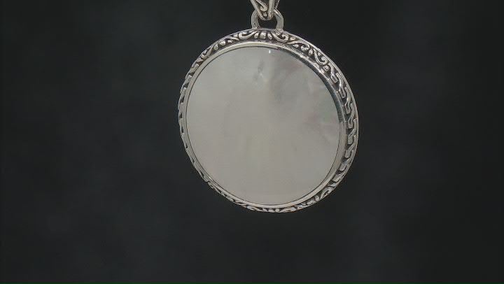 29mm White Mother-of-Pearl Sterling Silver Round Pendant Video Thumbnail