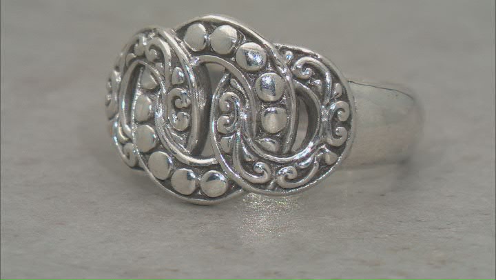 Sterling Silver Textured Link Ring Video Thumbnail