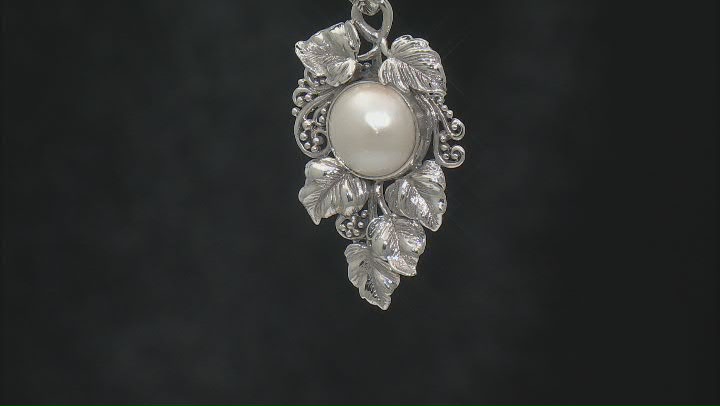 13-14mm Cultured White Mabe Pearl Sterling Silver Leaf Pendant Video Thumbnail