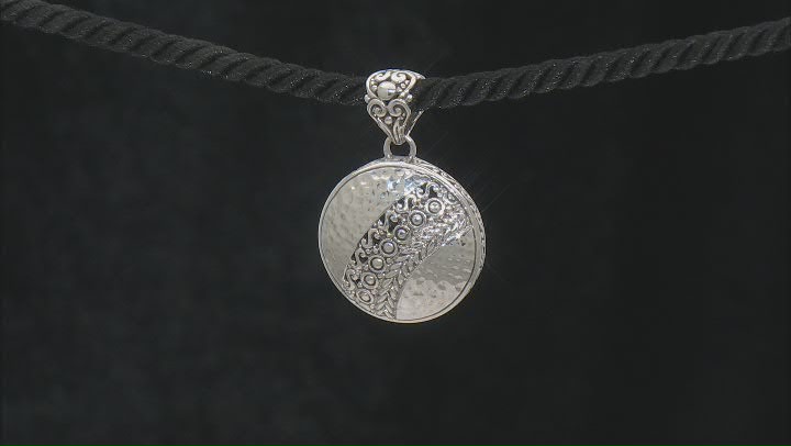 Sterling Silver Hammered Circle Pendant Video Thumbnail