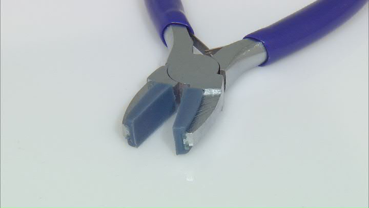 Artistic Wire Nylon Jaw Pliers Video Thumbnail