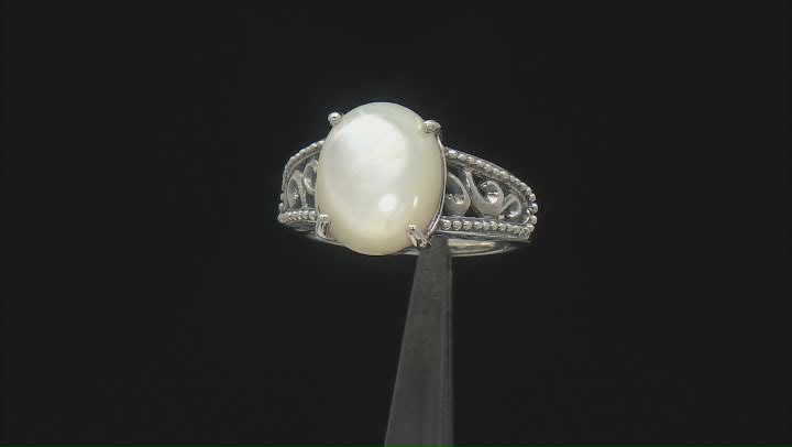 Mother-Of-Pearl Sterling Silver Solitaire Ring Video Thumbnail
