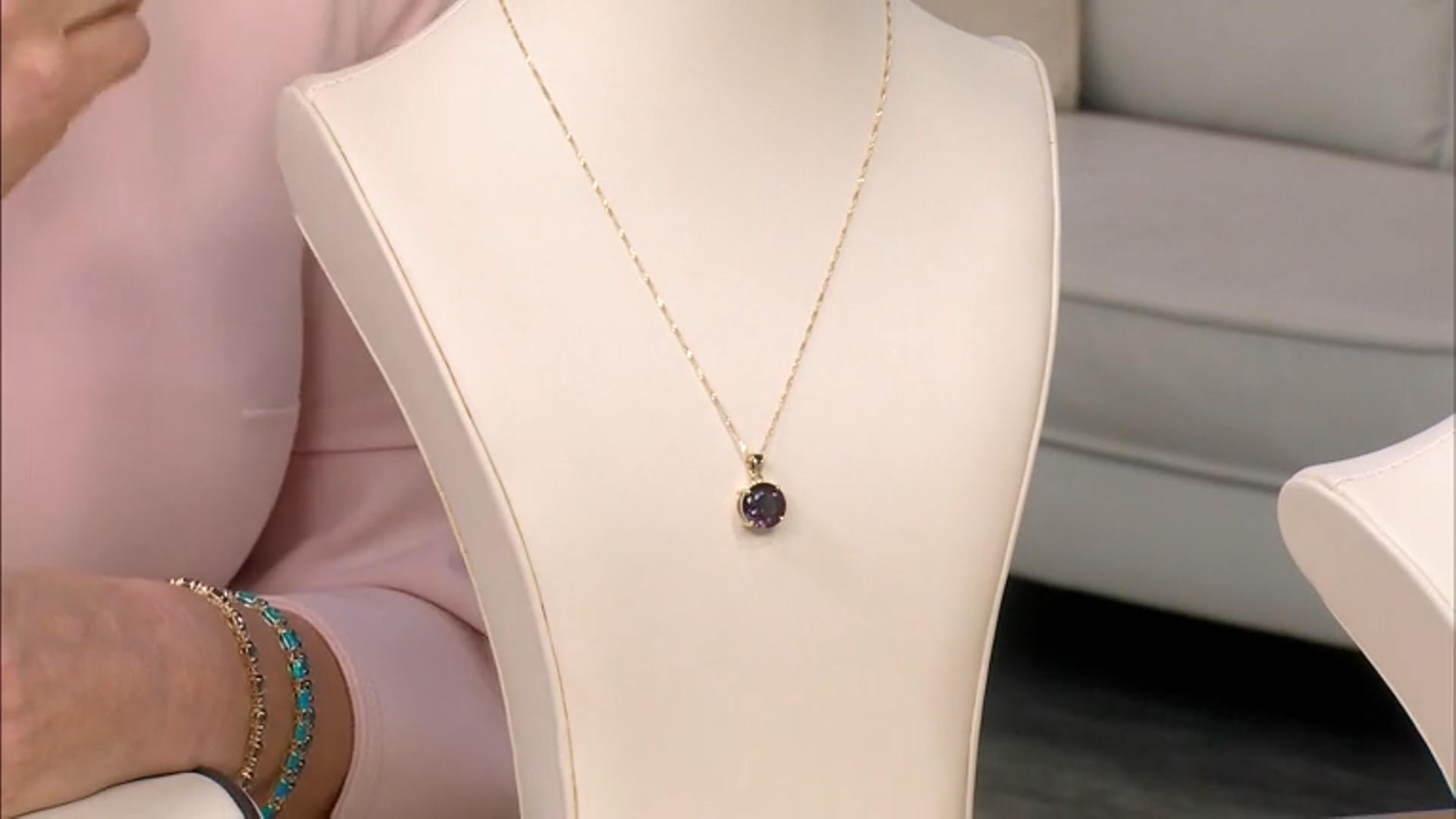 Blue Lab Created Alexandrite 10k Yellow Gold Solitaire Pendant With Chain 7.00ct Video Thumbnail