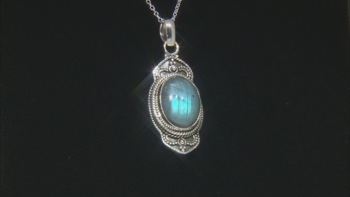 Gray Labradorite Sterling Silver Pendant With Chain Video Thumbnail