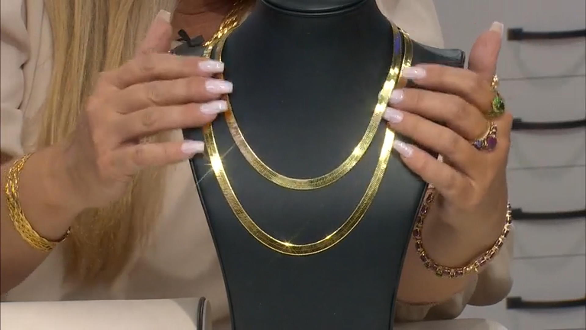 18K Yellow Gold Over Sterling Silver Reversible Diamond Cut Herringbone Chain Link Necklace Video Thumbnail
