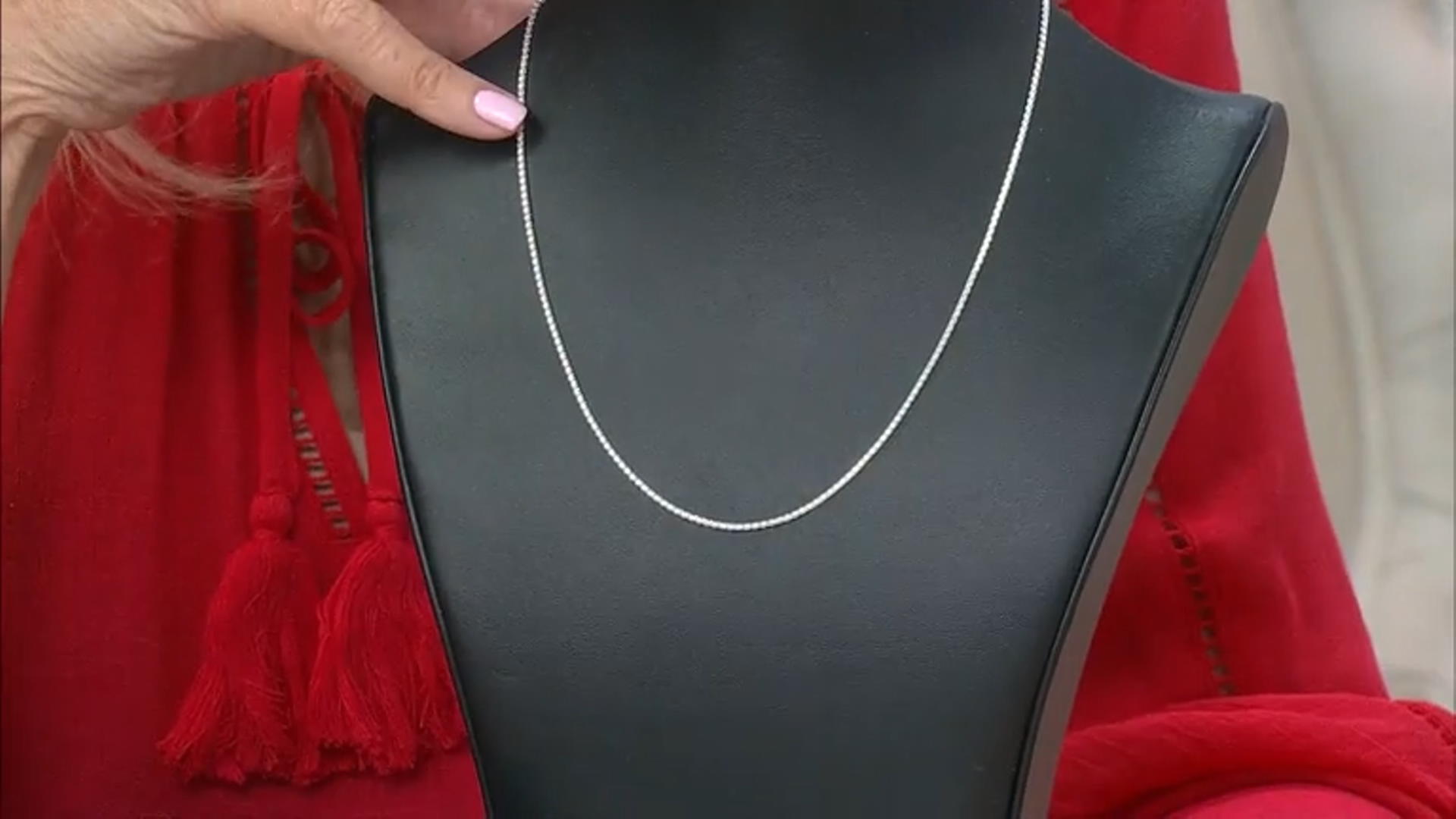 Sterling Silver 1.5mm Round Box 20 Inch Chain Video Thumbnail