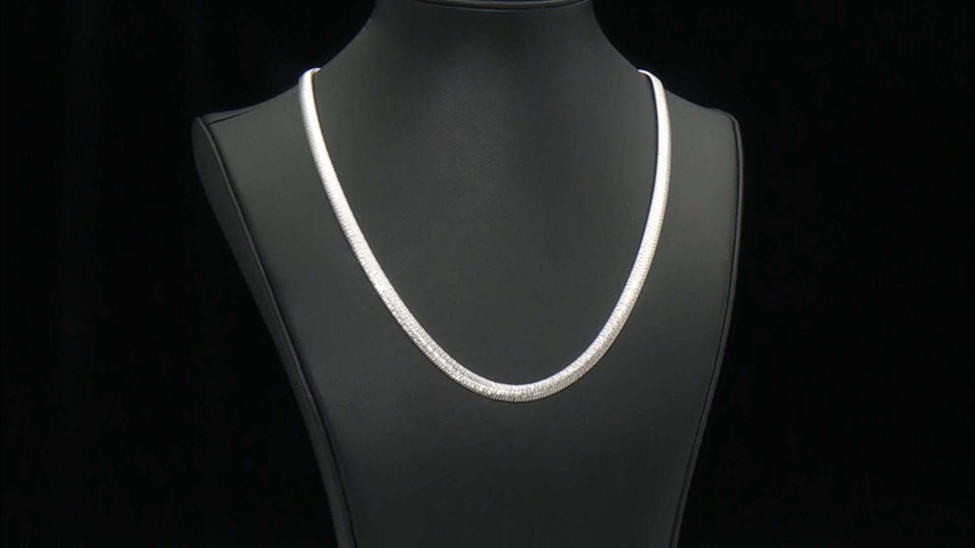 Sterling Silver 6mm Flat Snake 20 Inch Chain Video Thumbnail