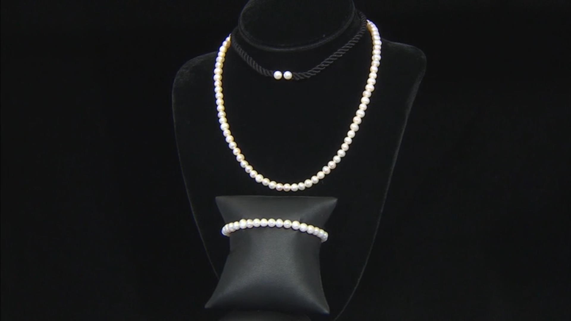 White Cultured Freshwater Pearl Sterling Silver 18 Inch Necklace, Bracelet, & Earring Set Video Thumbnail