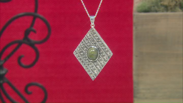 Green Connemara Marble Silver Tone Pendant With Chain Video Thumbnail