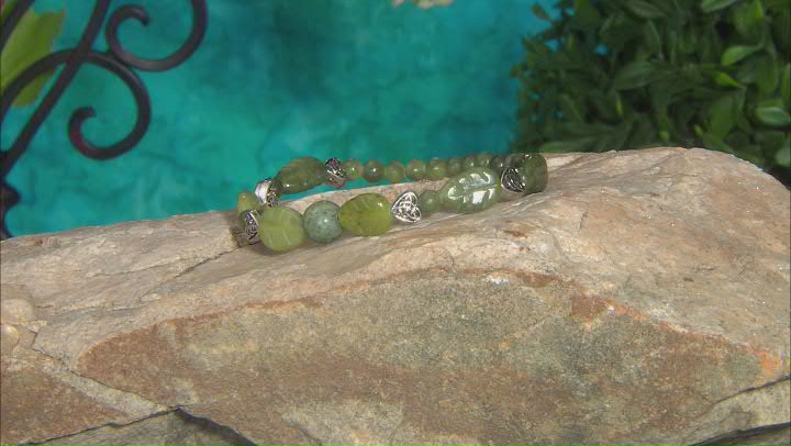 Connemara Marble Silver Tone Green Carved Leaf Stretch Bracelet Video Thumbnail