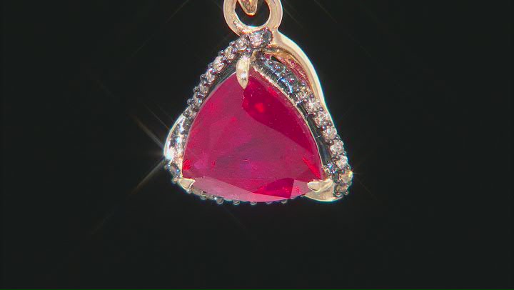 Red Mahaleo® Ruby 10K Yellow Gold Pendant with Chain 3.79ctw Video Thumbnail