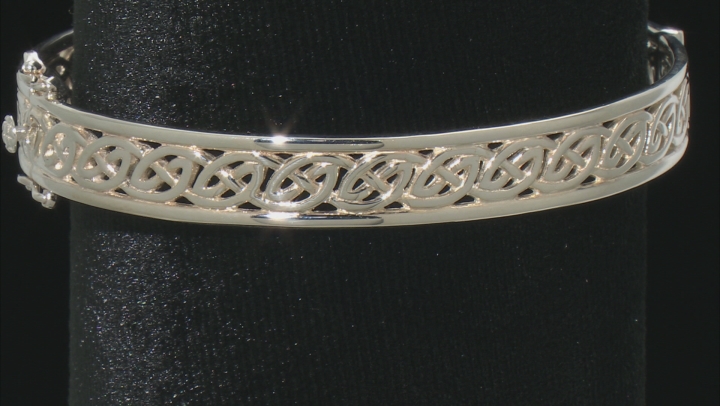 Sterling Silver Window to the Soul 9MM Bangle
