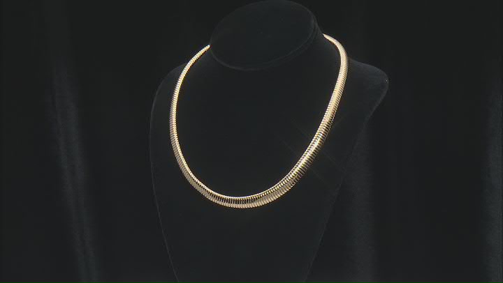 18k Yellow Gold Over Bronze 12mm Graduated Serpentine 20 Inch Chain Video Thumbnail