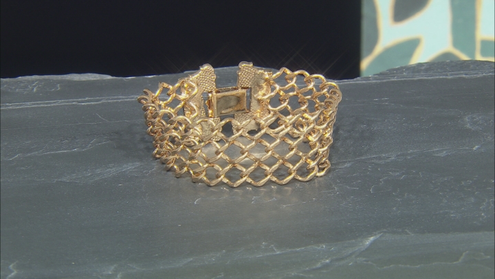Gold-Tone Interlaced Link Chain Bracelet Video Thumbnail