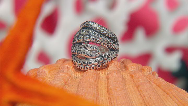 Sterling Silver Oxidized Octopus Ring Video Thumbnail