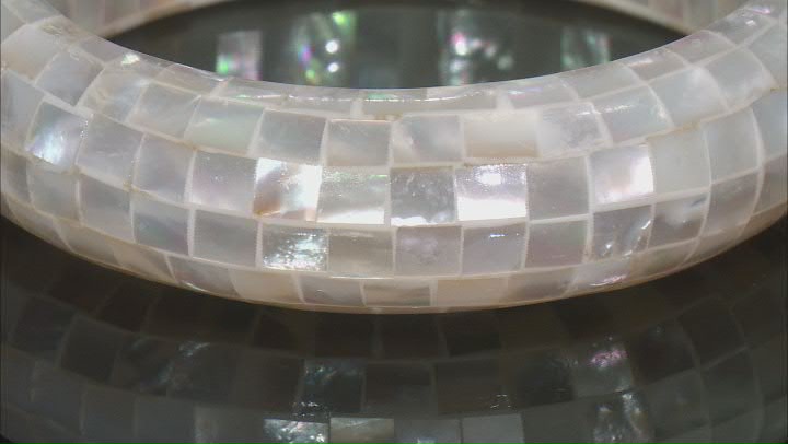 White Mosaic Mother-of-Pearl Bracelet Video Thumbnail