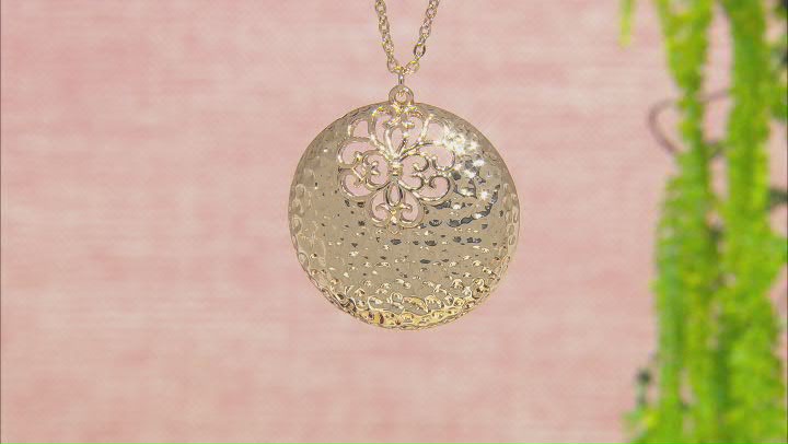 18k Yellow Gold Over Brass Textured Round Pendant with Chain Video Thumbnail