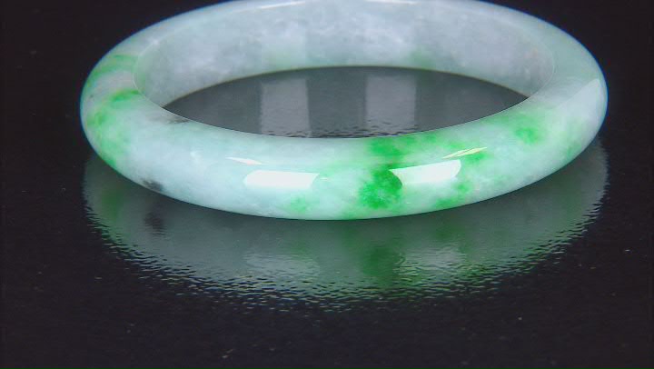 Green Jadeite Bangle Bracelet Video Thumbnail