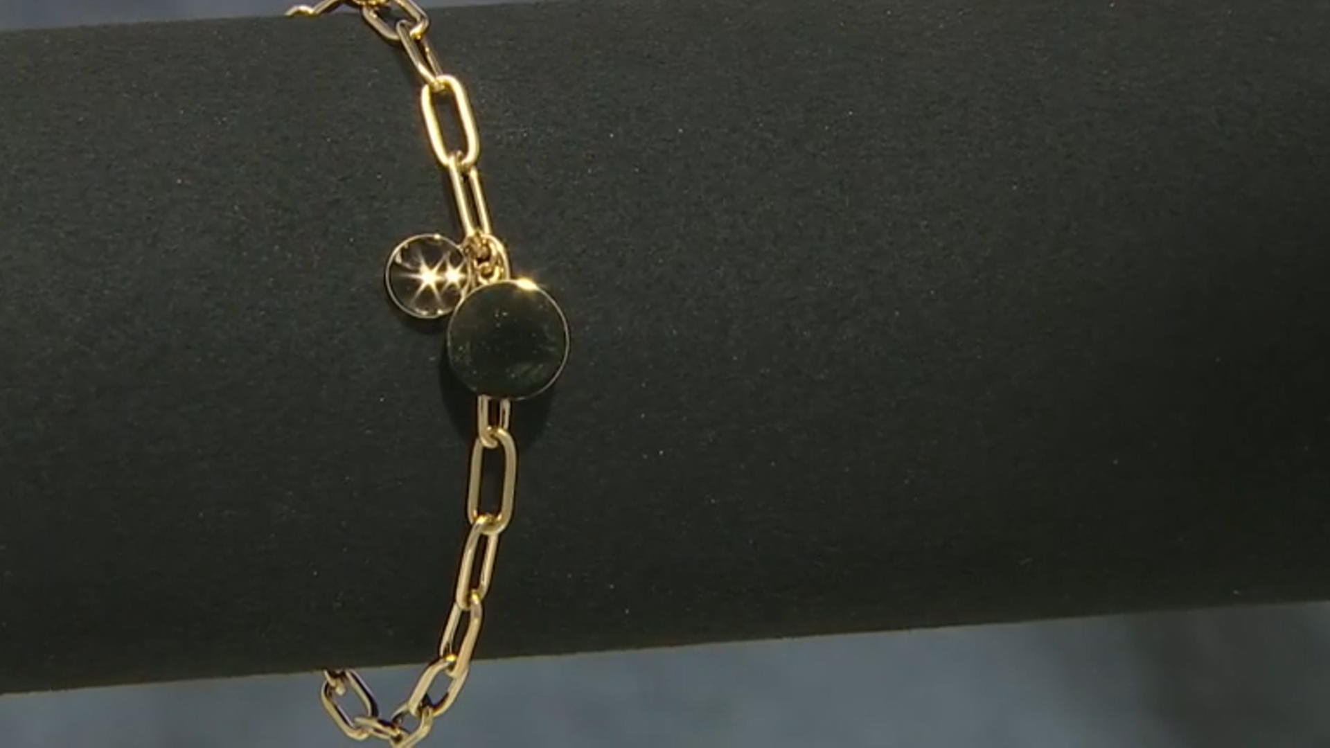 Gold Tone Stainless Steel 4mm Paperclip Link Bracelet With Disc Charm Video Thumbnail
