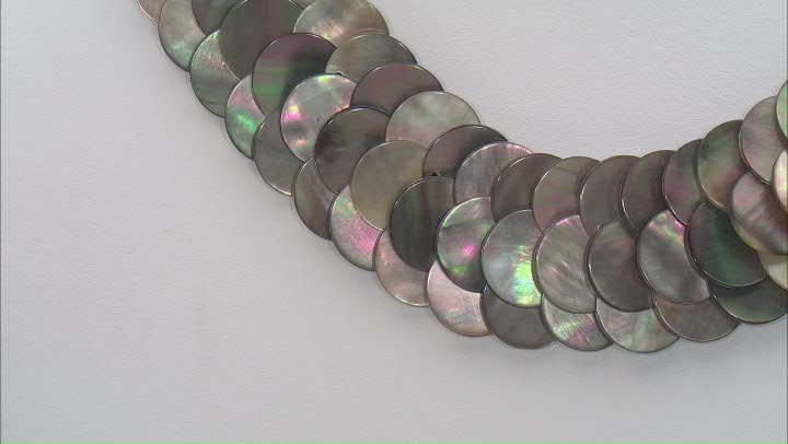 Tahitian Mother-of-Pearl 20 Inch Necklace Video Thumbnail