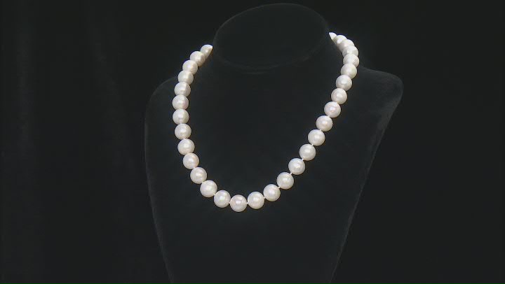 White Cultured Freshwater Pearl 14k Yellow Gold 18-Inch Necklace Video Thumbnail