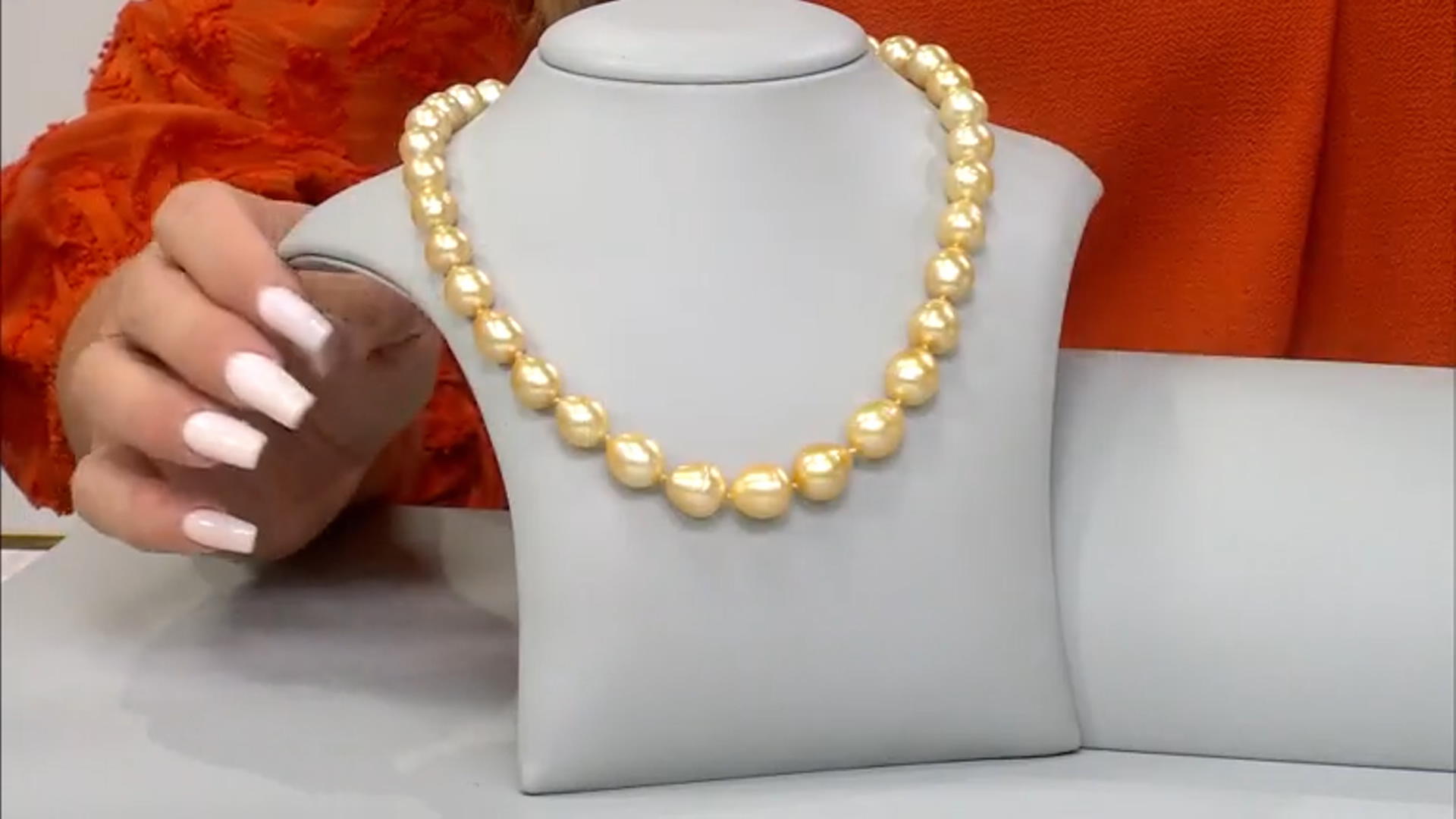 Golden Cultured South Sea Pearl 14k Yellow Gold Necklace Video Thumbnail