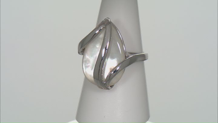 21x14mm White South Sea Mother-of-Pearl Rhodium Over Sterling Silver Ring Video Thumbnail