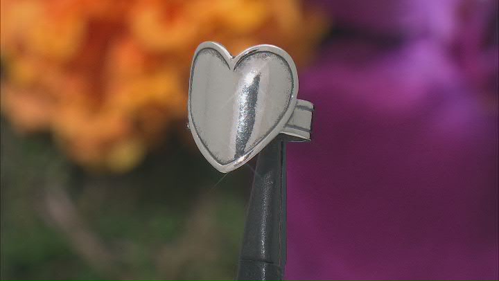 Sterling Silver Center Heart Ring Video Thumbnail