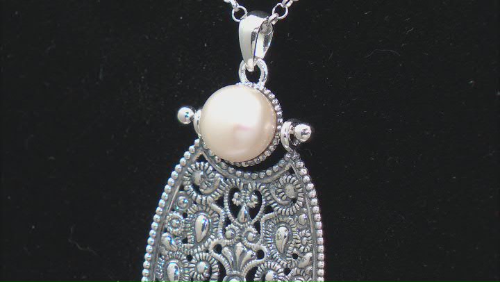 8.5mm Cultured Freshwater Pearl Sterling Silver Oval  Pendant With Chain Video Thumbnail