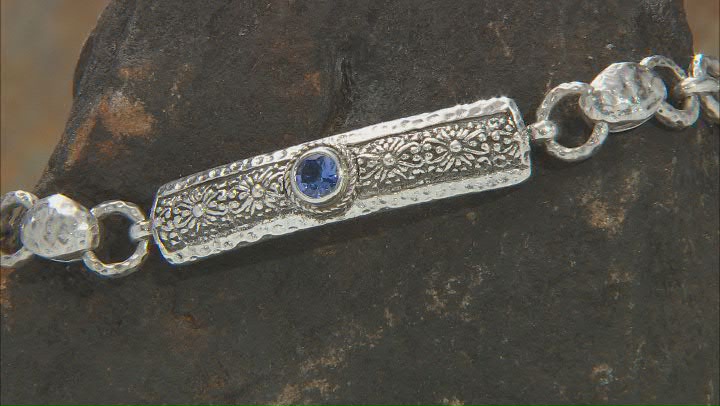 Blue Tanzanite Silver Hammered Bracelet0 .43ct