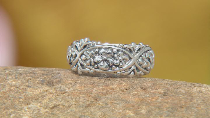 Silver "Creation Made To Worship" Frangipani Ring Video Thumbnail