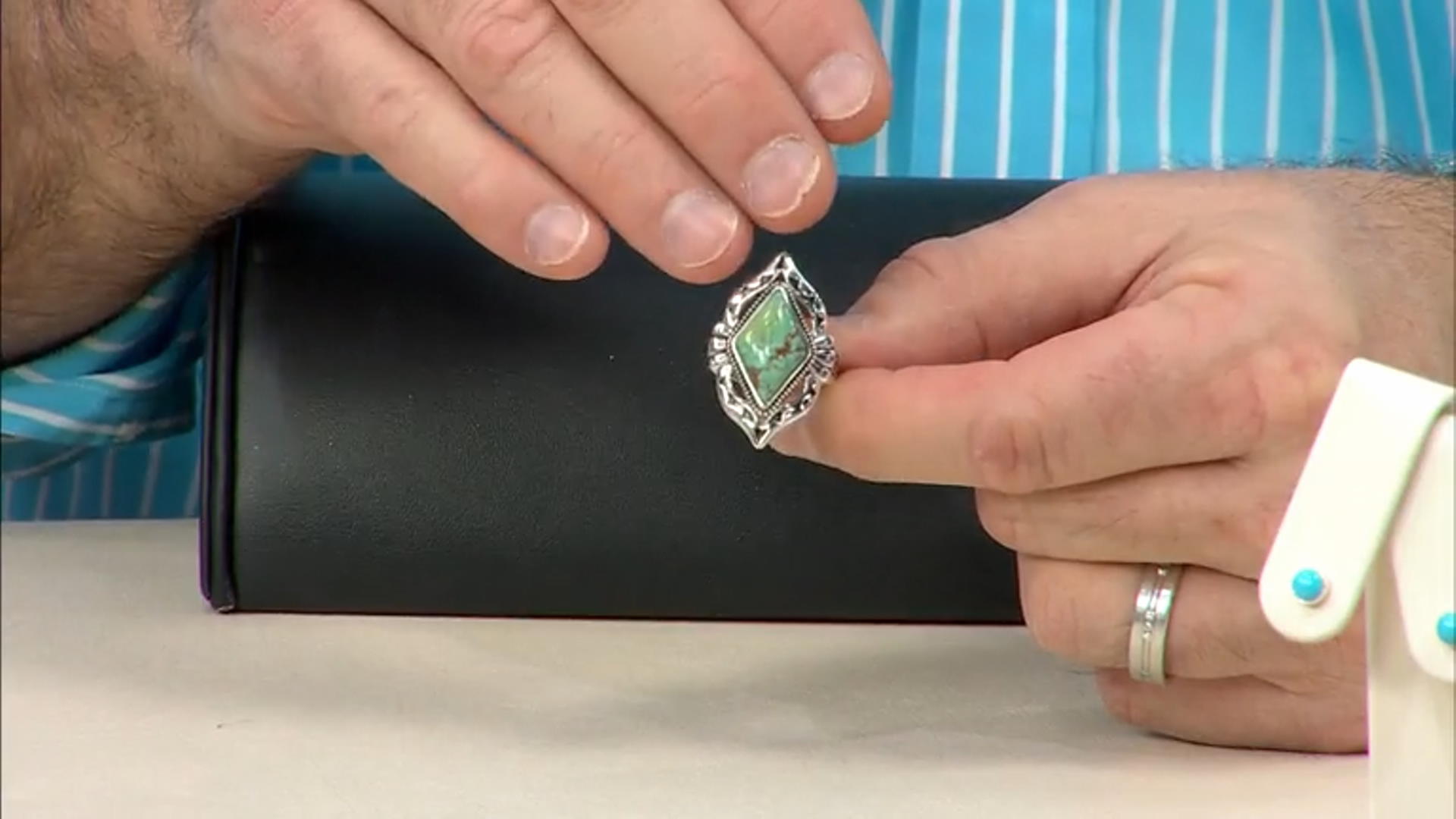 Green Kite Kingman Turquoise Sterling Silver Ring Video Thumbnail