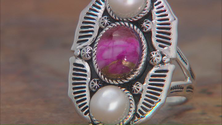 Purple Spiny Oyster Shell And Cultured Freshwater Pearl Sterling Silver Ring Video Thumbnail