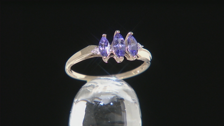 10 KT Yellow Gold TANZANITE with Diamond Accents Ring .56CTW  Size 7 NWT 