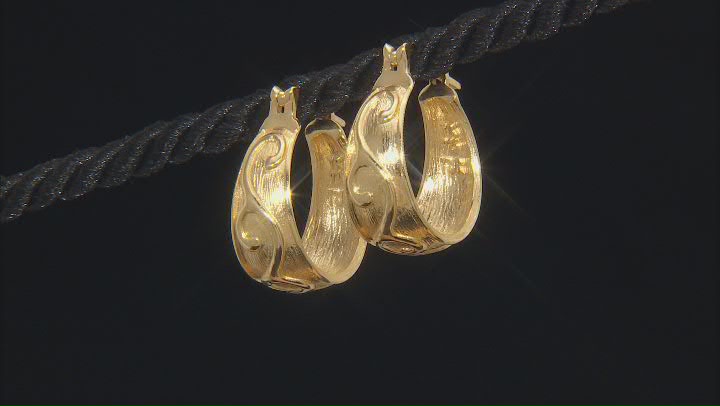 18K Yellow Gold Over Sterling Silver Scroll Pattern Hoop Earrings Video Thumbnail