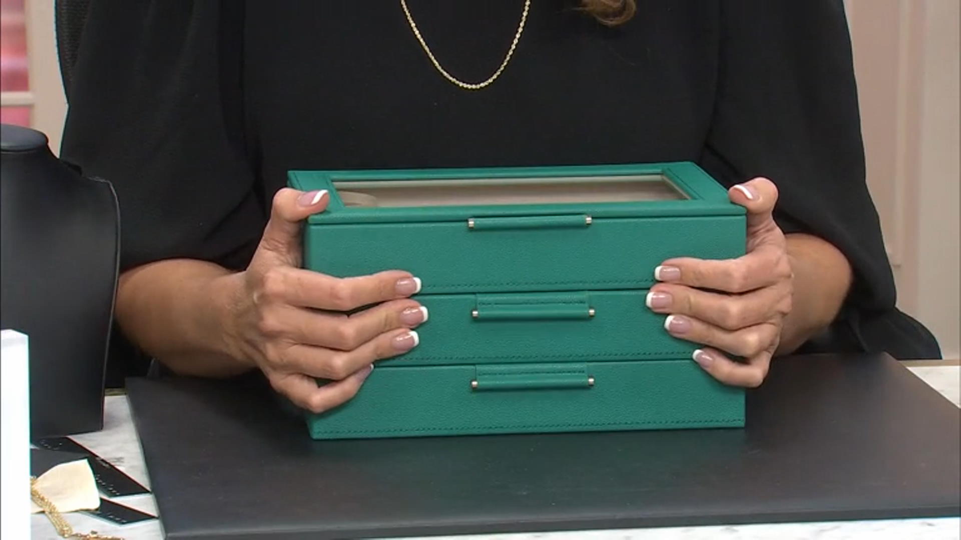 WOLF Medium 3-Tier Jewelry Box with Window and LusterLoc (TM) in Malachite Green Video Thumbnail
